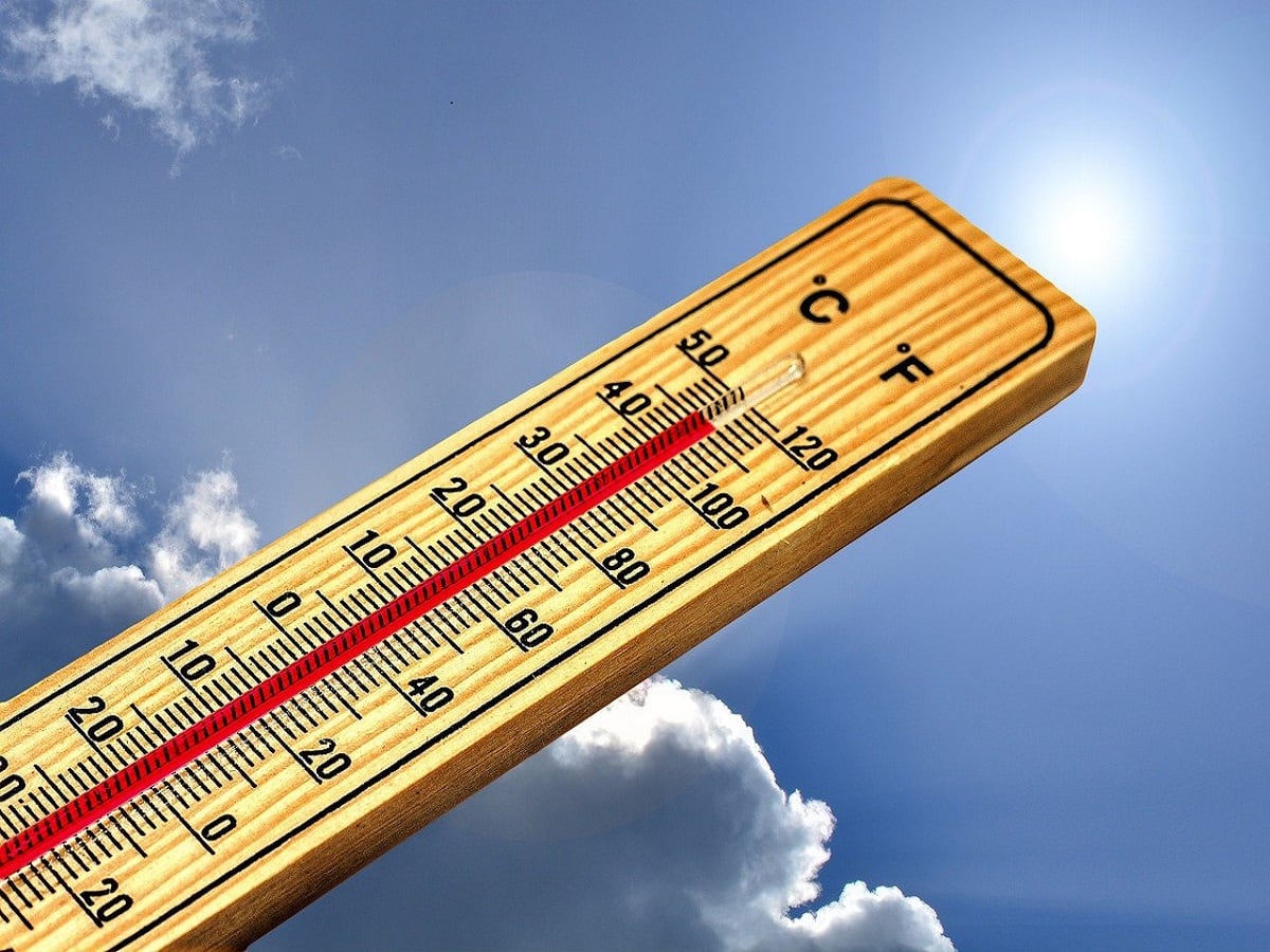 From Severe Dehydration To Kidney Stones, Extreme Heat Exposure Can Cause These Health Issues